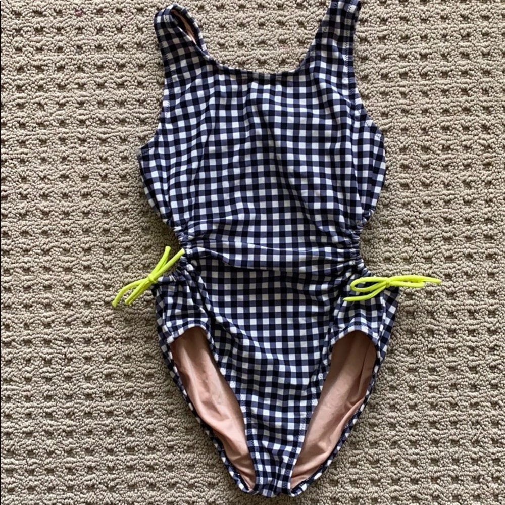 Preowned Crewcuts Girls 1 pc cutout swimsuit sz 8